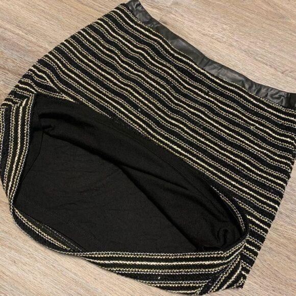 NWT Sanctuary Metallic Mini Skirt Faux Leather Waist - Picture 3 of 6